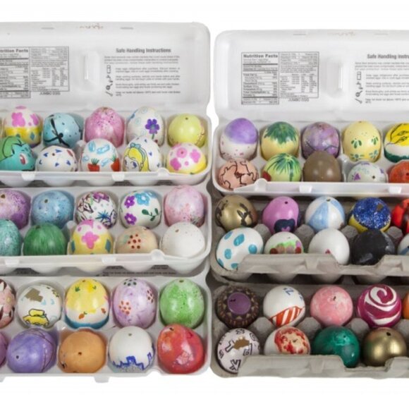 HUGH HEFNER PLAYBOY BUNNY CRAFTED EASTER EGGS "2009" Rare - Picture 16 of 16